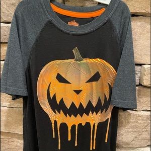 Boys short sleeve tee shirt, Halloween theme, youth large (10-12)